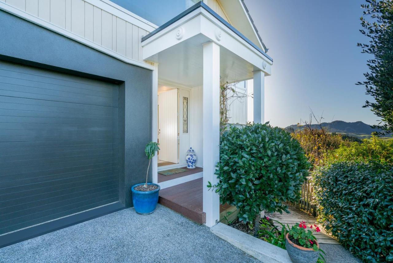 Bayview Valley Lodge Bed & Breakfast Whitianga Exterior foto