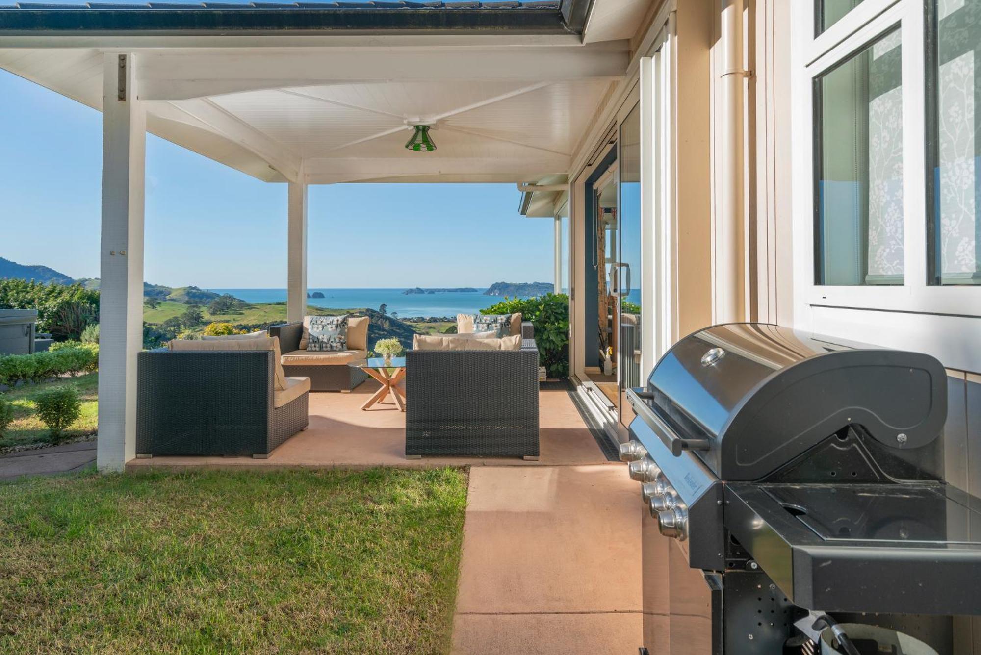 Bayview Valley Lodge Bed & Breakfast Whitianga Exterior foto