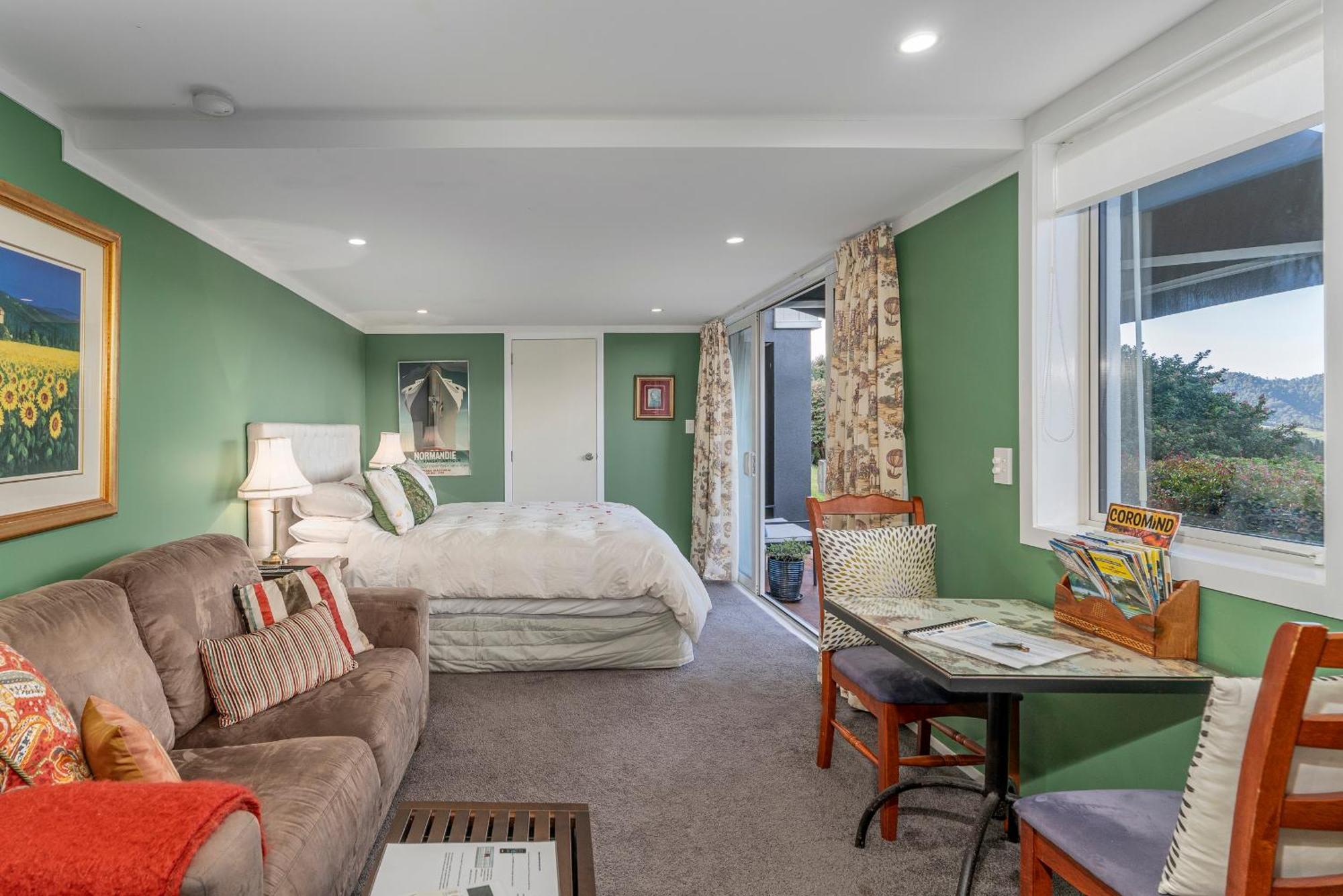 Bayview Valley Lodge Bed & Breakfast Whitianga Exterior foto